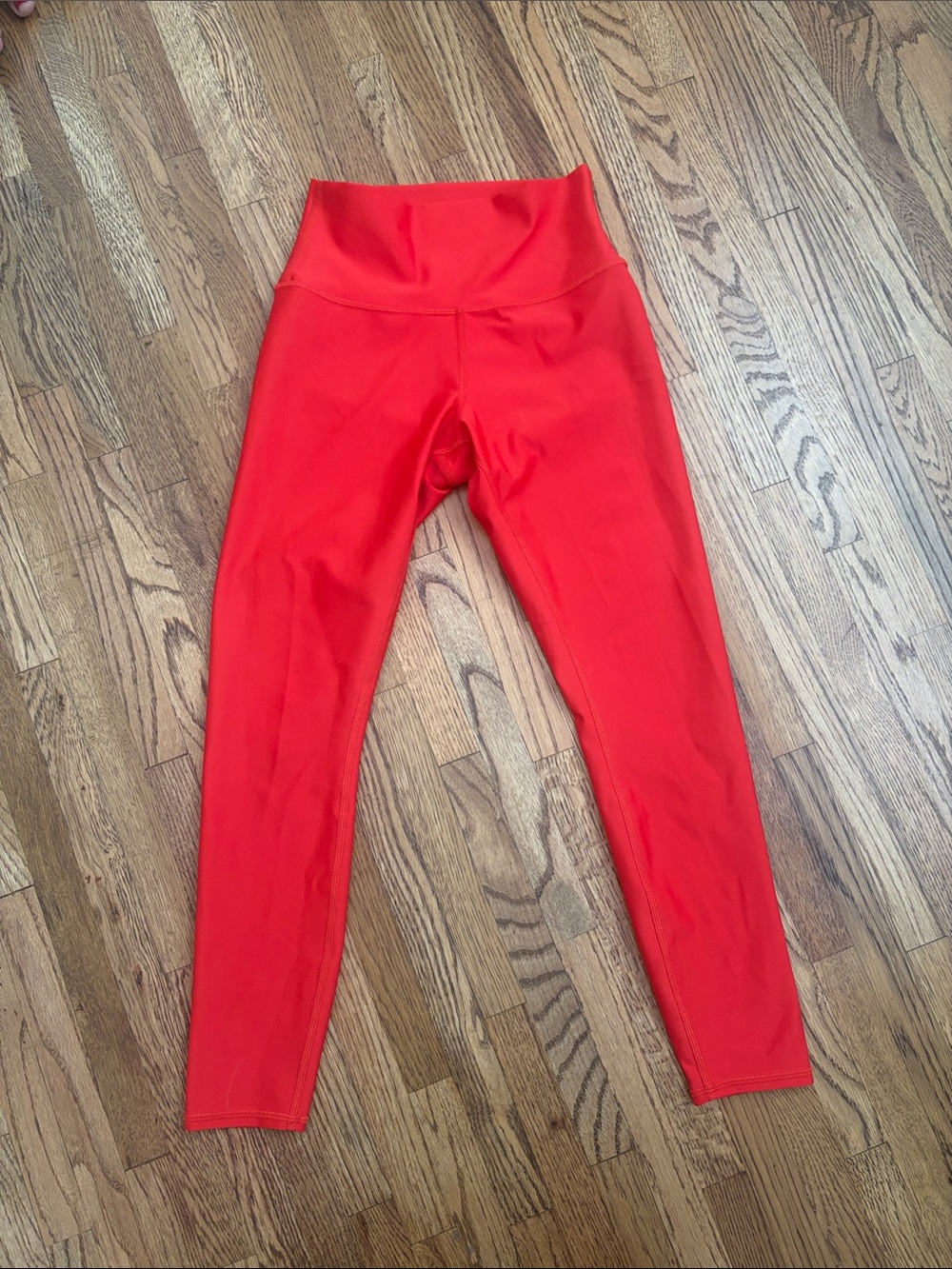 ALO Yoga Bold Scarlet Leggings